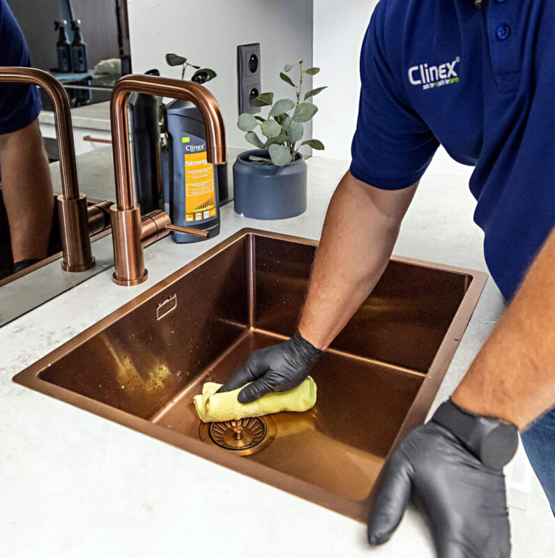 77 686 CLINEX CLINEX Stronger 750ml 0