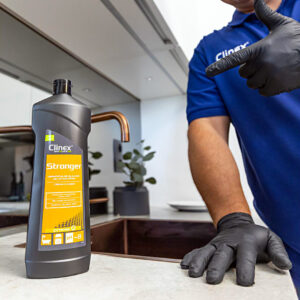 77 686 CLINEX CLINEX Stronger 750ml 10